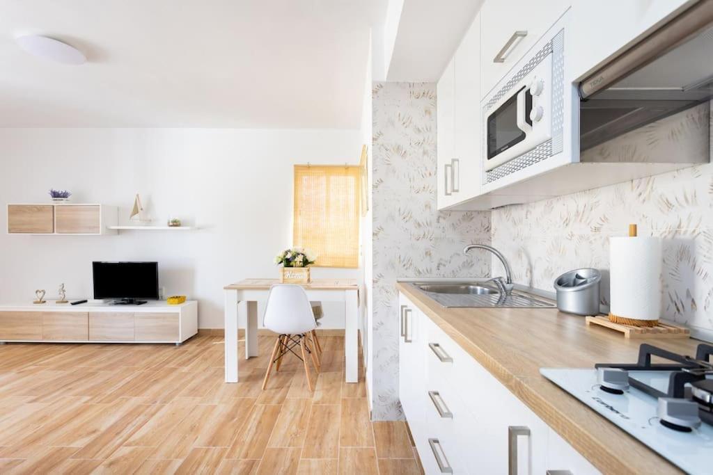 Vivienda Vacacional Rosaini 로스크리스티아노스 외부 사진